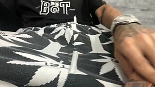 mi hermanastra pequena esta haciendo ejercicios y le ayudo con su cardio. me la follo duro - porno en español historia completa