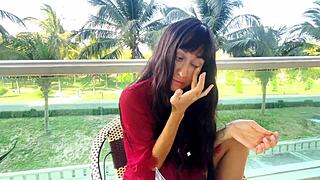 섹시한 미녀 메이크업으로 완벽한 얼굴 해금