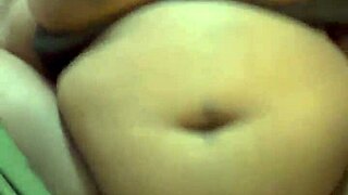 Busting a huge load inside my girlfriend's pussy