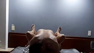 follada con squirting sorpresa para mi suegra en hotel, comiendo coño madura argentina!