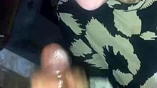 Blonde, go deep with that blowjob!