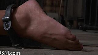 Hottie Receives Hard Rod Shovelling! 🔥