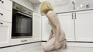 Diana Verhiniz Skinny Teen 18+ Loves Big Dildo