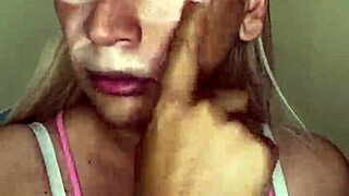 Just watch me doll up pretty for my viewers!