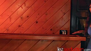 Milf Blonde Dee Williams FACESITTED by Brunette Syren De Mer! Damn Hot!