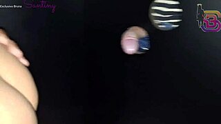 eu vi minha esposa de coleira com o negao dotado e cheguei na balada ela deu pra todo mundo