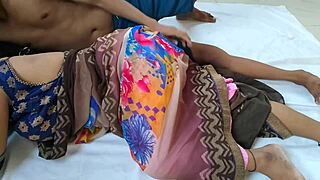 Damn! This Marathi office aunty takes hard sex insanely!