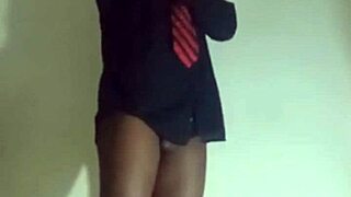 sheer fingering and spreading