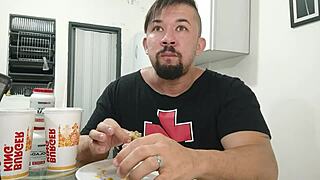 Eating The Biggest Burger King On X Videos
