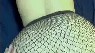 i fucked this big cock and he shot his cum right in my mouth 😋