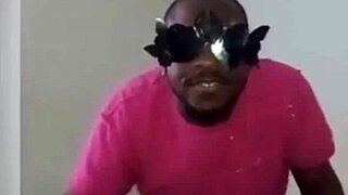 sheer fingering and spreading