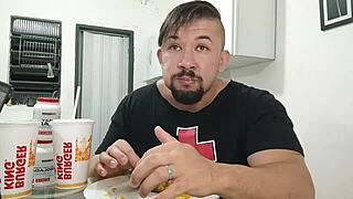 Eating The Biggest Burger King On X Videos