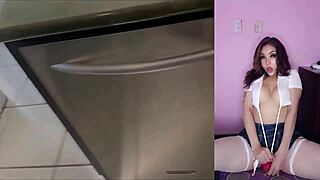 want to see this cute latina get creampied?