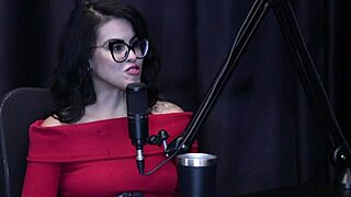 Teaching Dance While Battling Depression and Filming Hardcore Scenes with Caroleta Roots