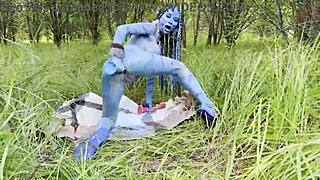 Ootko nähny Avatar Monika Foxin isoa prolapsia kovalla dildolla anaalissa luonnossa?