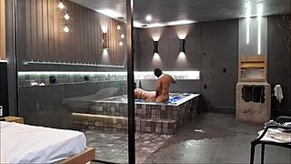 levei minha amiga no motel ela liberou o cuzinho