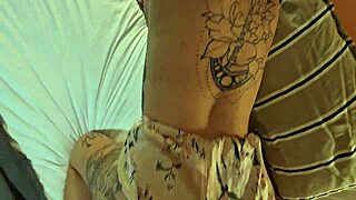 Madura Argentina Rides Client's Cock Without Condom On Halloween