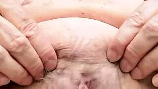 mature cougar teases with her wet pussy in homemade joi