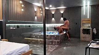 levei minha amiga no motel ela liberou o cuzinho