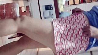 aurora practicing squats, looking so sexy in that dress 😍