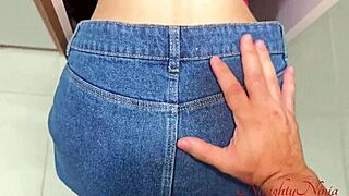 My girlfriend keeps wearing mom's clothes, it's weird