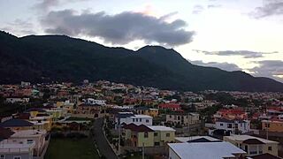 Maxine x sunbathes and plays with pussy