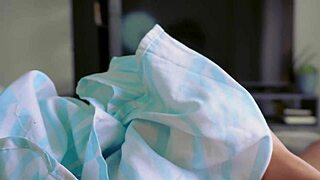 muslim cleaning lady caught me jerking and joined for hard fucking 🔥