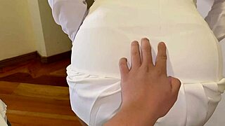 Convenci A Mi Profesora Que Me De Clases Particulares Terminamos Follando Sin Condon