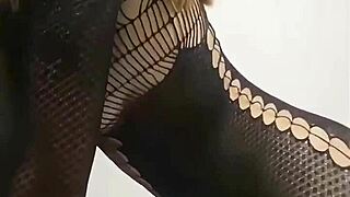 hired this maid and her tight dress drove me crazy. couldn’t hold back!