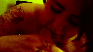 my friend is giving me an amazing blowjob, sucking deep and deepthroating 😍