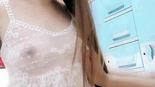 is this plump wife gonna cum inside?