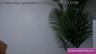 Brunette Teen SEDUCES Busty Blonde MILF, EATS Bush