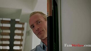 Trip Keluarga Terakhir Jadi Liar, Chloe Rose Dan Clarke Kent Langgar Garis Tak Bersalah.