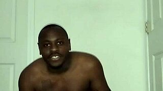 How i imagine the song lyrics sounding with lipstick and ass spreading