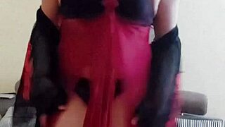 I can’t stop watching this Arab shemale’s seductive dance