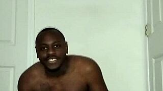 How i imagine the song lyrics sounding with lipstick and ass spreading