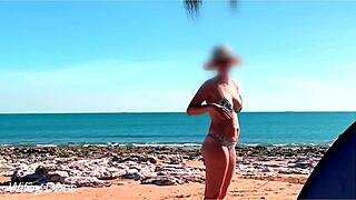 wifey flashing her tits at the beach, homemade outdoor bikini exhibition