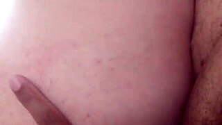 Puta Sentando Na Rola E Gemendo Gostoso Com O Dedo No Cuzinho Apertado Ycaro E Carla Putinha