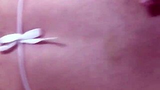 Puta Sentando Na Rola E Gemendo Gostoso Com O Dedo No Cuzinho Apertado Ycaro E Carla Putinha