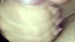 Estrenamos un nuevo sillón con una rica paja y semen caliente full en red