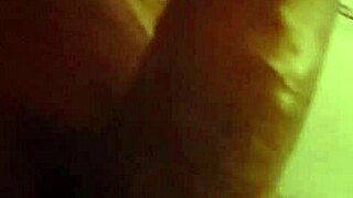 Built9 seeks white bottom craving big black cock