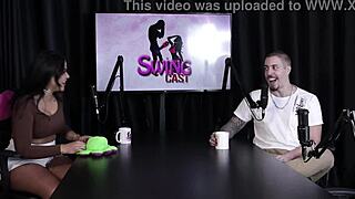 Beautiful Girl Shows Tits And Pussy!