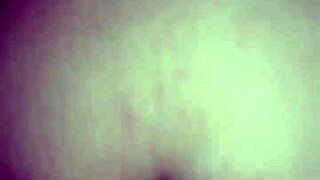 يا رجل، طيز زوجة عربية ساخنة تتناك بقوة في تحليل مجنون!