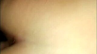 Metendo No Cu Da Putinha E Gozando Todo O Rabo Dela Cuzinho Arrombado E Aberto