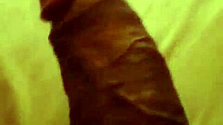 Built9 seeks white bottom craving big black cock