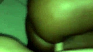 The drug dealer meets a young girl in the neighborhood