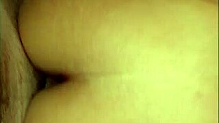 Metendo No Cu Da Putinha E Gozando Todo O Rabo Dela Cuzinho Arrombado E Aberto