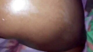 The drug dealer meets a young girl in the neighborhood