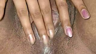 desi hot alisha bhabhi shows off closeup pussy in homemade clip