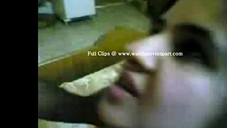 Indian couple's round ass gets blowjob and cumshot.